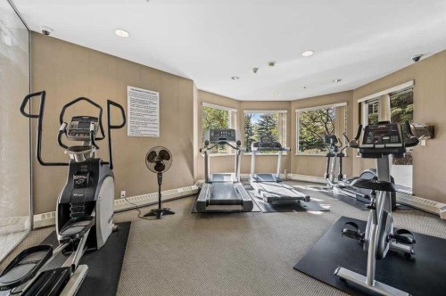 1707-1108 6 Avenue Sw, Calgary, AB - Indoor Photo Showing Gym Room