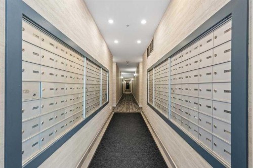 1707-1108 6 Avenue Sw, Calgary, AB - Indoor Photo Showing Other Room