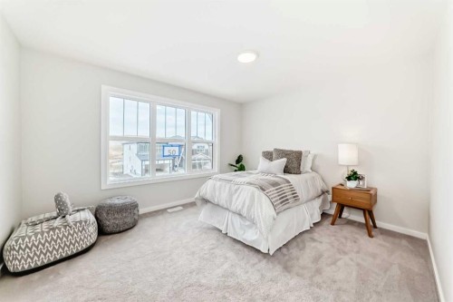 41 Walgrove Bay Se, Calgary, AB - Indoor Photo Showing Bedroom