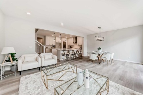 41 Walgrove Bay Se, Calgary, AB - Indoor Photo Showing Living Room