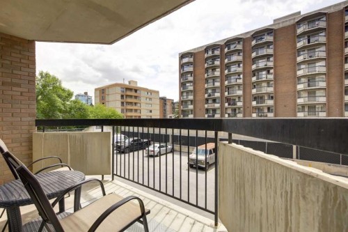 207-339 13 Avenue Sw, Calgary, AB - Outdoor With Exterior
