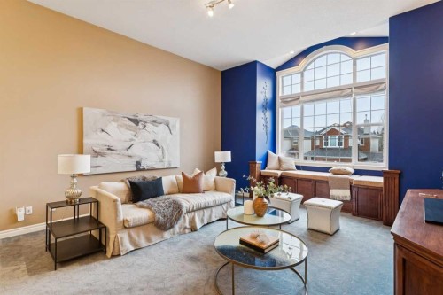 54 Discovery Ridge Gardens Sw, Calgary, AB - Indoor Photo Showing Living Room