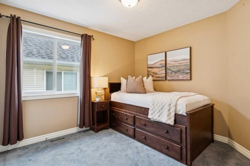 54 Discovery Ridge Gardens Sw, Calgary, AB - Indoor Photo Showing Bedroom