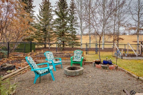 54 Discovery Ridge Gardens Sw, Calgary, AB - Outdoor
