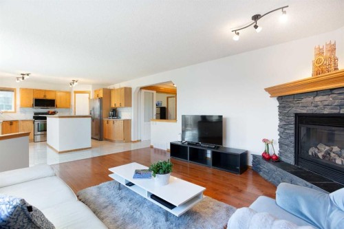 26 Cresthaven View Sw, Calgary, AB 