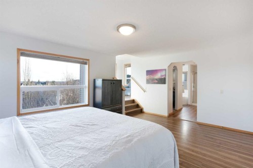 26 Cresthaven View Sw, Calgary, AB 