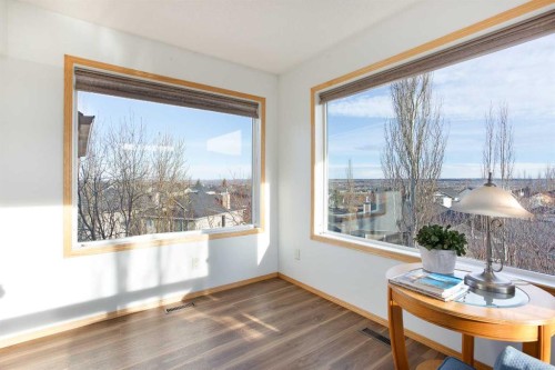 26 Cresthaven View Sw, Calgary, AB 