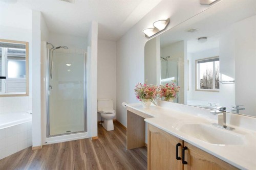 26 Cresthaven View Sw, Calgary, AB 