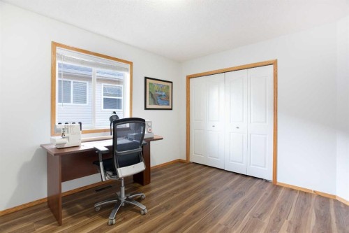 26 Cresthaven View Sw, Calgary, AB 