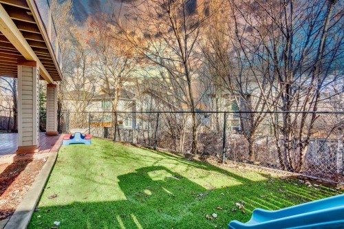 26 Cresthaven View Sw, Calgary, AB 