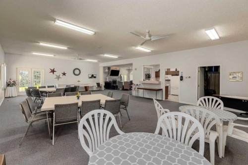 2848 Dovely Park Se, Calgary, AB - Indoor Photo Showing Dining Room