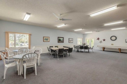 2848 Dovely Park Se, Calgary, AB - Indoor