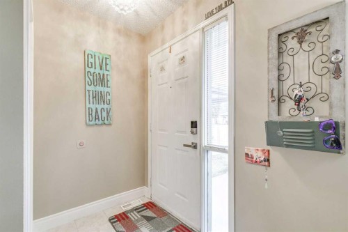 2848 Dovely Park Se, Calgary, AB - Indoor Photo Showing Other Room