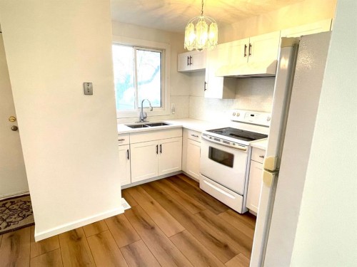 23-2319 56 Street NE Calgary, AB T1Y 2M2