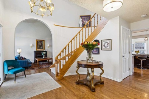 206 Signal Hill Point Sw, Calgary, AB - Indoor