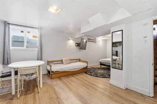 2314 Richmond Road Sw, Calgary, AB - Indoor