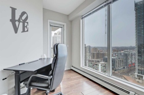 1807-1053 10 Street Sw, Calgary, AB - Indoor