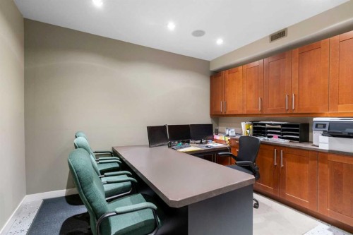 5-30 Griffin Industrial Point, Cochrane, AB 