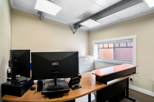 5-30 Griffin Industrial Point, Cochrane, AB 