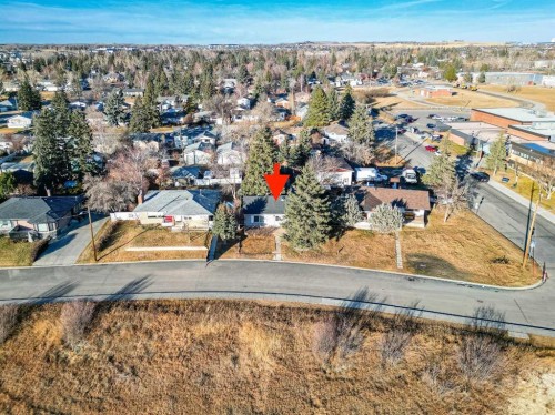 30 Crescent Road East, Okotoks, AB - Outdoor With View