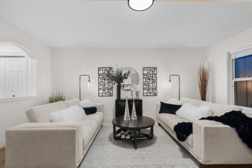 89 Crystalridge Close, Okotoks, AB - Indoor