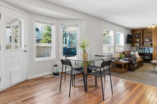 239 Sandpiper Place Nw, Calgary, AB - Indoor