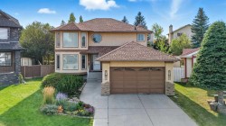 239 Sandpiper Place NW Calgary, AB T3K 3V1