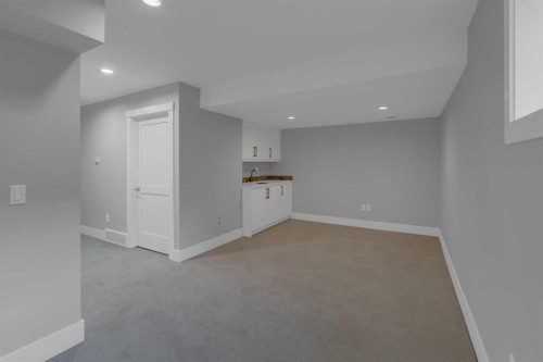 2319 23 Avenue Sw, Calgary, AB - Indoor Photo Showing Other Room