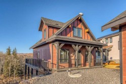 247 Cottageclub Crescent  Rural Rocky View County, AB T4C 1B1