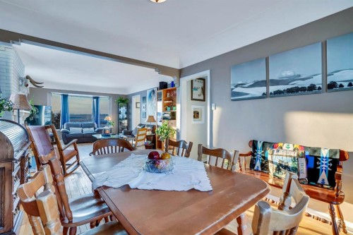 250077 Range Road 261 Road, Rural Wheatland County, AB - Indoor Photo Showing Dining Room