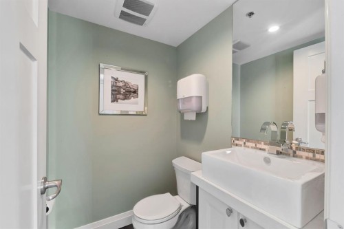 216 40 Avenue Ne, Calgary, AB 