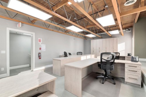 216 40 Avenue Ne, Calgary, AB 