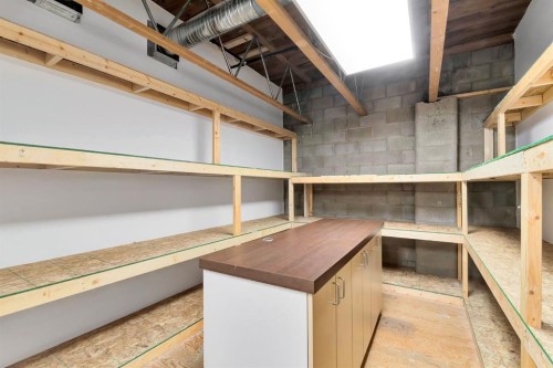 216 40 Avenue Ne, Calgary, AB 