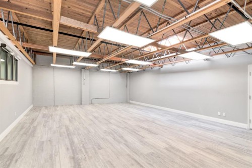 216 40 Avenue Ne, Calgary, AB 