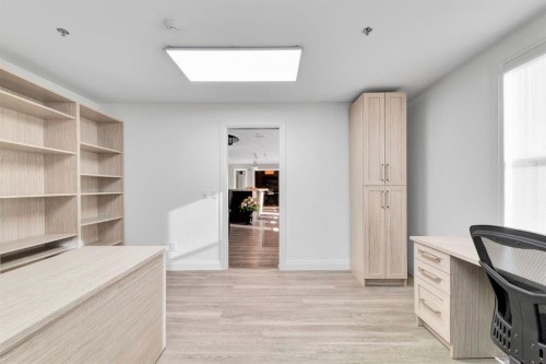 216 40 Avenue Ne, Calgary, AB 