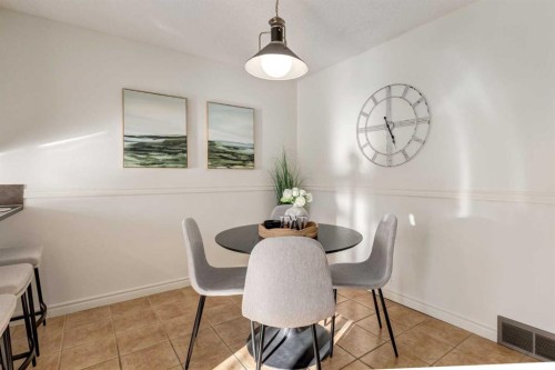 116 Point Drive Nw, Calgary, AB - Indoor Photo Showing Dining Room