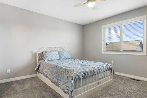 132 Kingsbury Close Se, Airdrie, AB - Indoor Photo Showing Bedroom