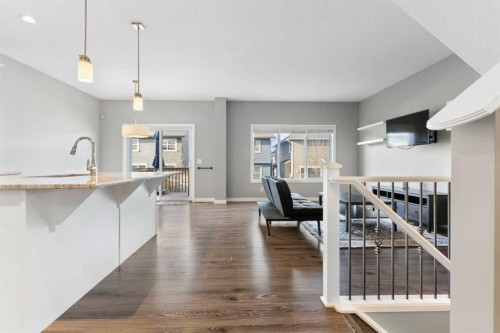 132 Kingsbury Close Se, Airdrie, AB - Indoor