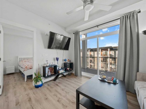 404-25 Walgrove Walk Se, Calgary, AB - Indoor