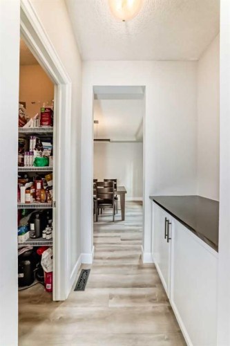 104 Viewpointe Terrace, Chestermere, AB - Indoor Photo Showing Other Room