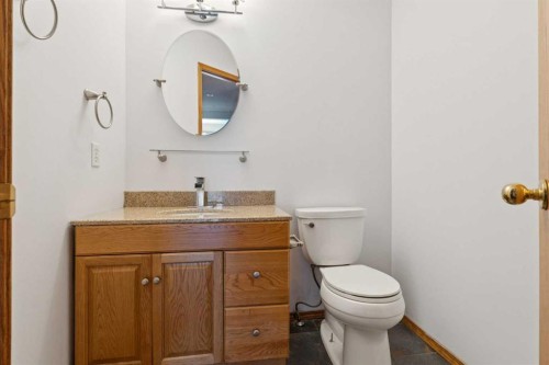 228 Macewan Park View Nw, Calgary, AB - Indoor Photo Showing Bathroom