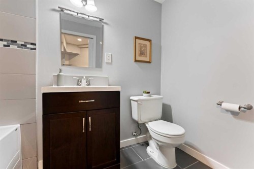 146 Copperstone Grove Se, Calgary, AB - Indoor Photo Showing Bathroom
