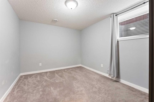 146 Copperstone Grove Se, Calgary, AB - Indoor Photo Showing Other Room