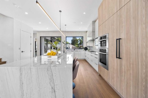 120 13 Street Ne, Calgary, AB - Indoor Photo Showing Other Room