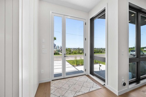 120 13 Street Ne, Calgary, AB - Indoor Photo Showing Other Room