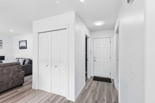 129 Luxstone Green Sw, Airdrie, AB - Indoor