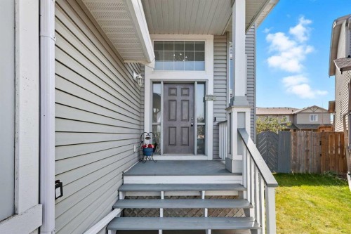 129 Luxstone Green Sw, Airdrie, AB - Outdoor