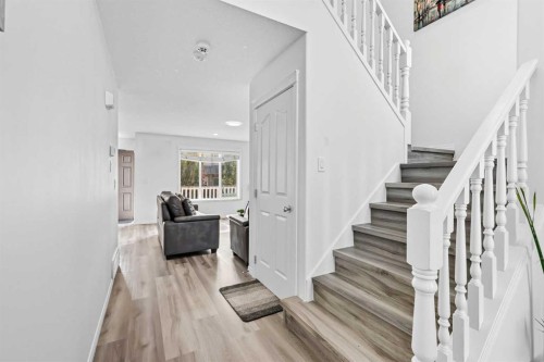 129 Luxstone Green Sw, Airdrie, AB - Indoor Photo Showing Other Room