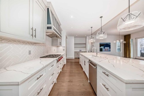 3637 13 Street Sw, Calgary, AB - Indoor Photo Showing Kitchen With Upgraded Kitchen