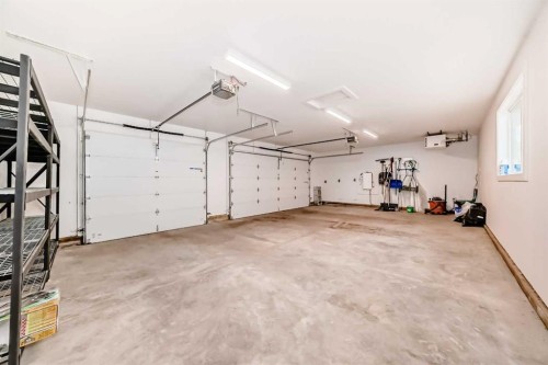 3637 13 Street Sw, Calgary, AB - Indoor Photo Showing Garage